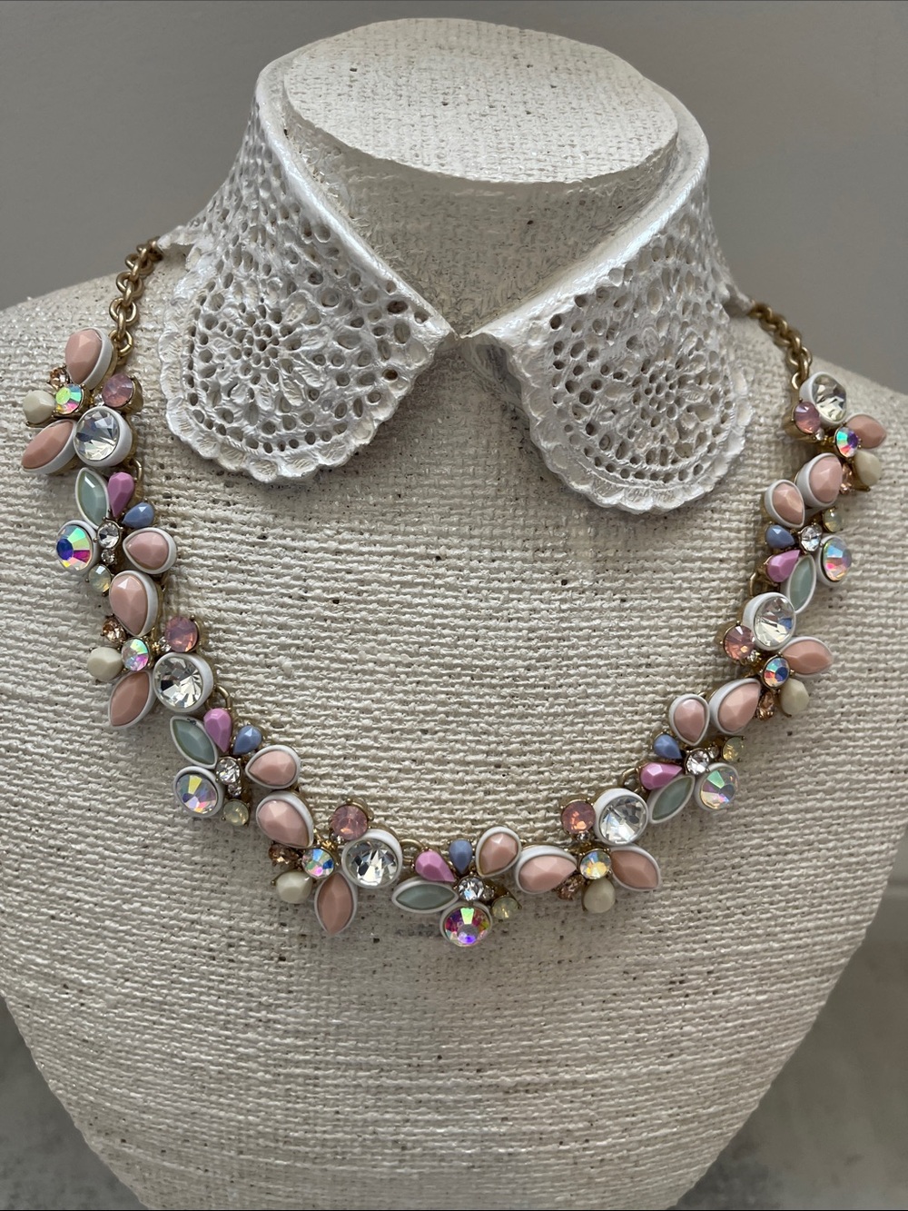 J.Crew Frosty Lilac Pink Crystal Statement Necklace - Picture 2 of 8